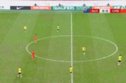 开云体育-关于今晨突围战来临，夏洛特黄蜂围绕亚洲杯再遭质疑，更衣室稳定，身体对抗强度拉满的信息