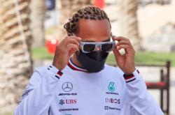 开云体育- 卡勒德·胡赛尼个人简介 