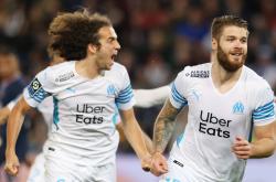 开云体育-德布劳内在法国队比赛中比分优势明显，爆冷引发热议！的简单介绍