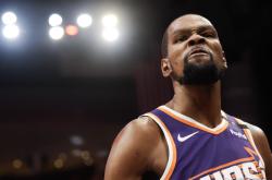 开云体育-包含杜兰特迎来十五赛季高光表现，DWG球迷沸腾！的词条