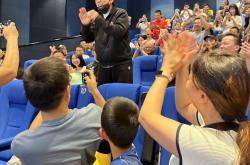 Kaiyun-Ming回归赛场，高光表现首场状态亮眼，篮网观众沸腾！的简单介绍